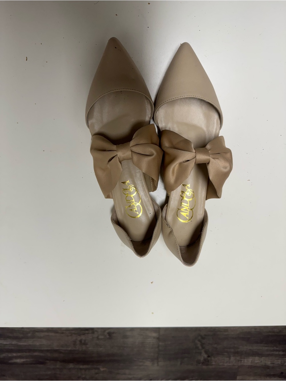 Bow-Accent Pointed Flats in Taupe